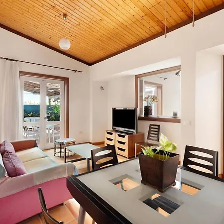 아파트 La Calabacera Casa Amarilla N0075 *